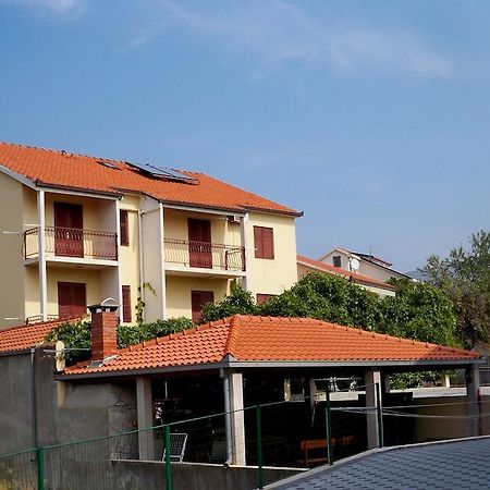 Guesthouse Lucic Orebić Екстериор снимка